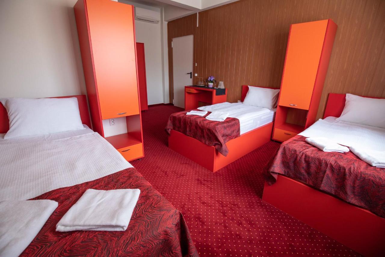 Hotel Népliget *